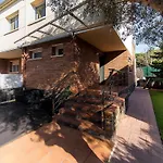 Feriehus Casa Moderna Con Jardin Y Piscina Privada - - Es-360-1 *