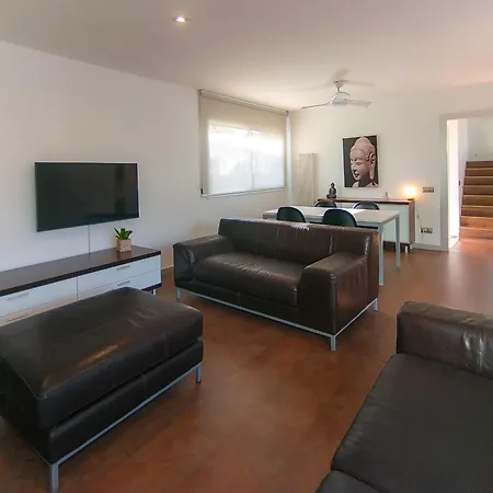 Feriehus Casa Moderna Con Jardin Y Piscina Privada - - Es-360-1